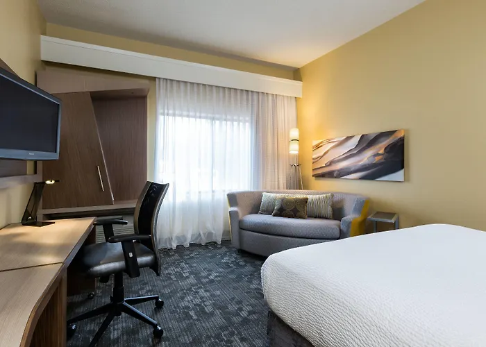Courtyard By Marriott Austin The Domain Area